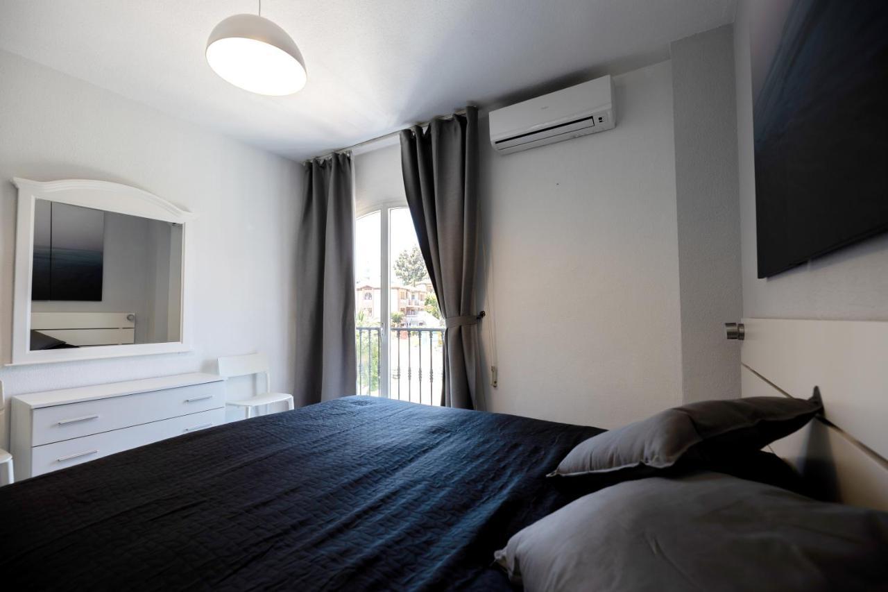 Spacious 2-Bedroom Apartment With Free Parking Sitio de Calahonda Zewnętrze zdjęcie