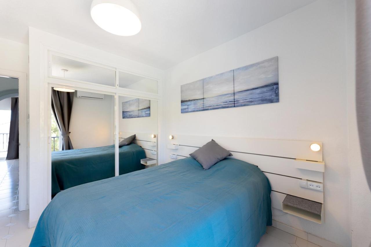 Spacious 2-Bedroom Apartment With Free Parking Sitio de Calahonda Zewnętrze zdjęcie