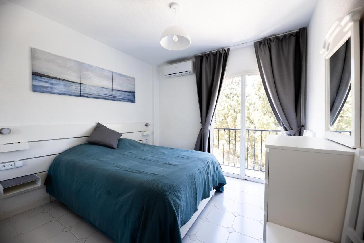Spacious 2-Bedroom Apartment With Free Parking Sitio de Calahonda Zewnętrze zdjęcie