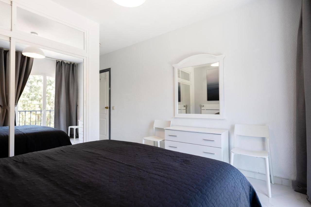 Spacious 2-Bedroom Apartment With Free Parking Sitio de Calahonda Zewnętrze zdjęcie