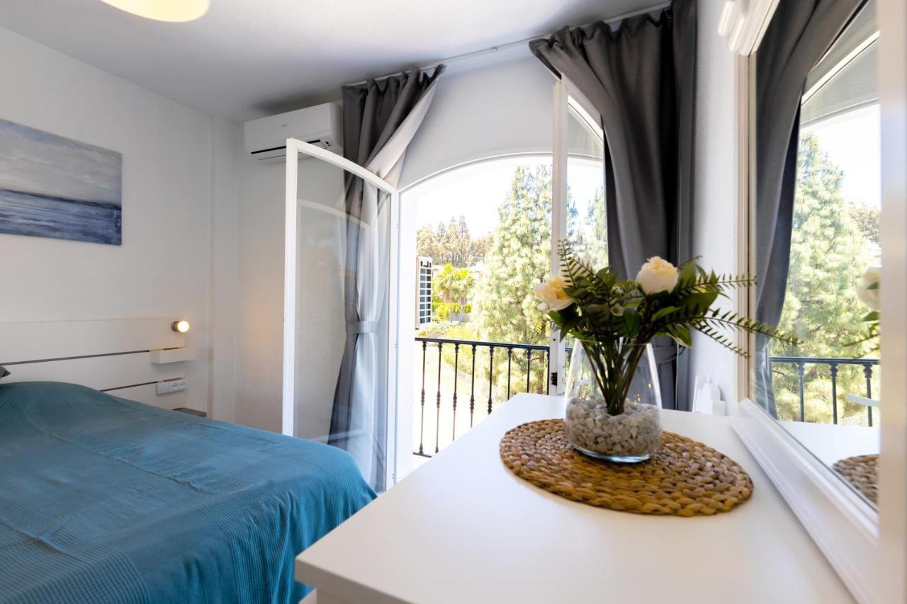 Spacious 2-Bedroom Apartment With Free Parking Sitio de Calahonda Zewnętrze zdjęcie